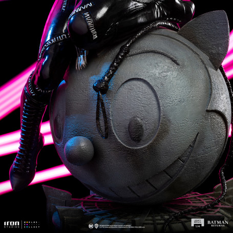 Iron Studios DC Comics - Legado Réplica 1/4 - Catwoman Batman Returns