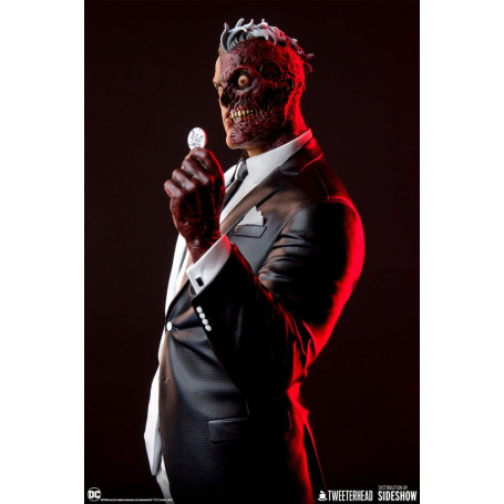 Tweeterhead - DC Comics: estatua Two Face 1/4 - Doble Cara
