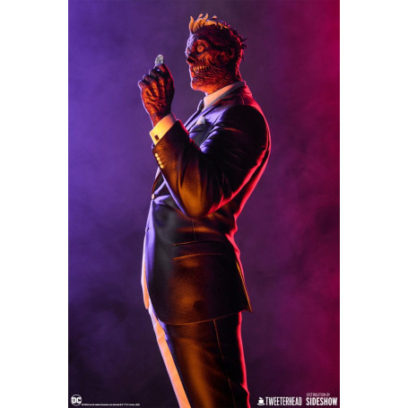 Tweeterhead - DC Comics: estatua Two Face 1/4 - Doble Cara