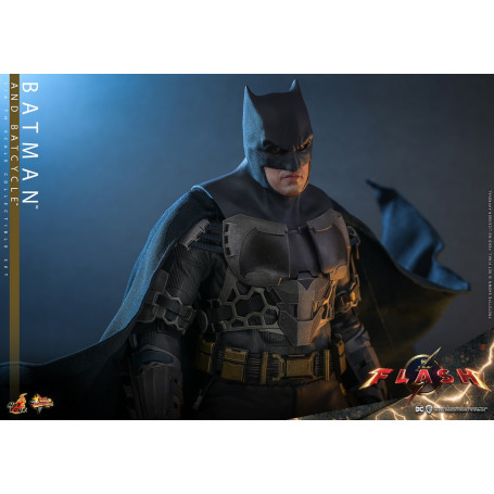 Hot Toys - DC Comics - Batman (Affleck) y Batcycle 1:6 Escala Figura Set The Flash - Movie Masterpiece 1/6