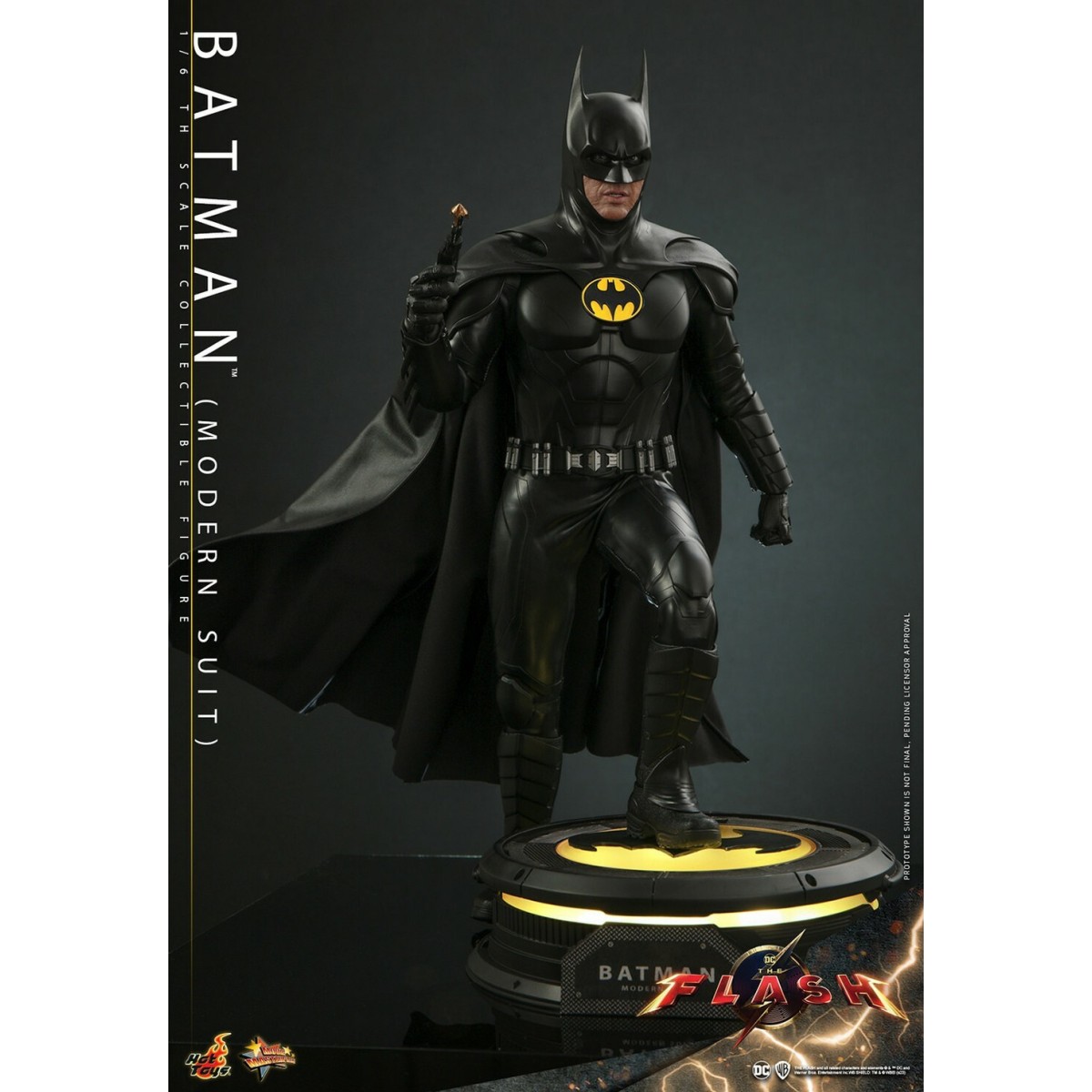 Hot Toys - DC Comics - Batman Traje Moderno (Keaton) The Flash - Movie Masterpiece 1/6