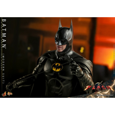 Hot Toys - DC Comics - Batman Traje Moderno (Keaton) The Flash - Movie Masterpiece 1/6