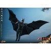 Hot Toys - DC Comics - Batman Traje Moderno (Keaton) The Flash - Movie Masterpiece 1/6