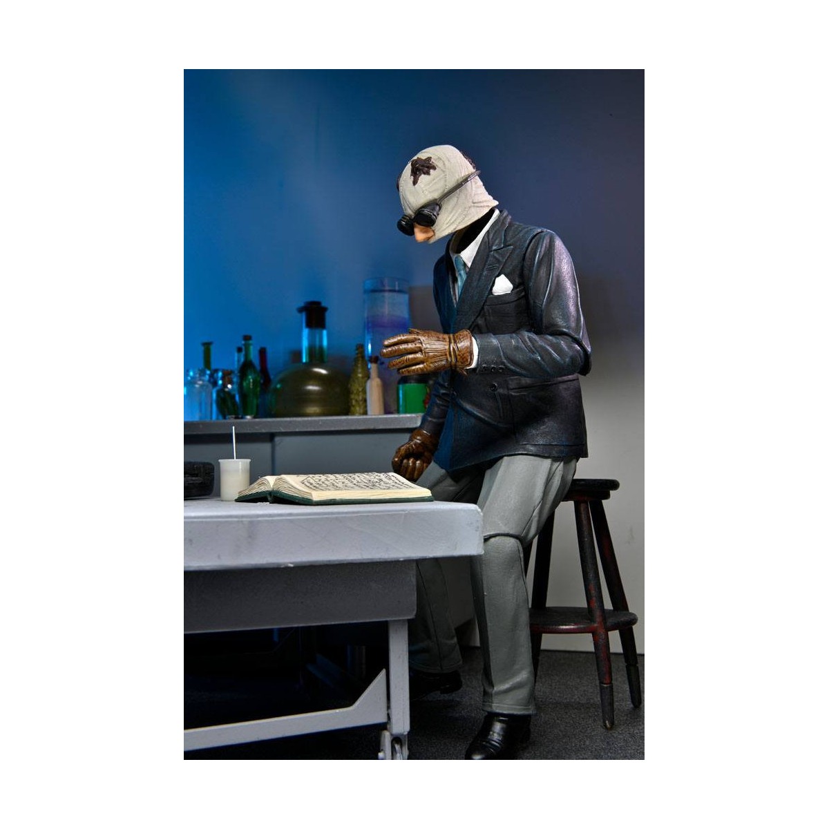 NECA - Ultimate El Hombre Invisible - Monstruos Universales